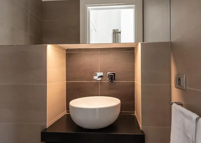 Laurina 33 Hotel 4*