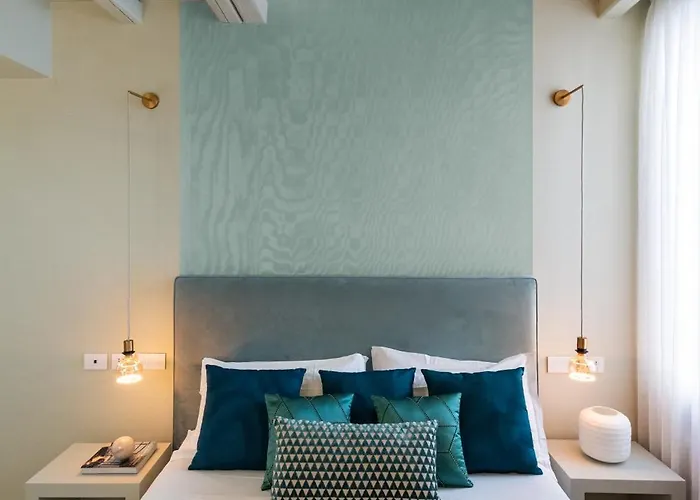 Laurina 33 Hotel