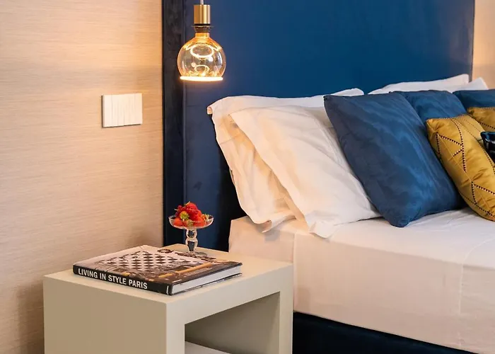 Laurina 33 Hotel