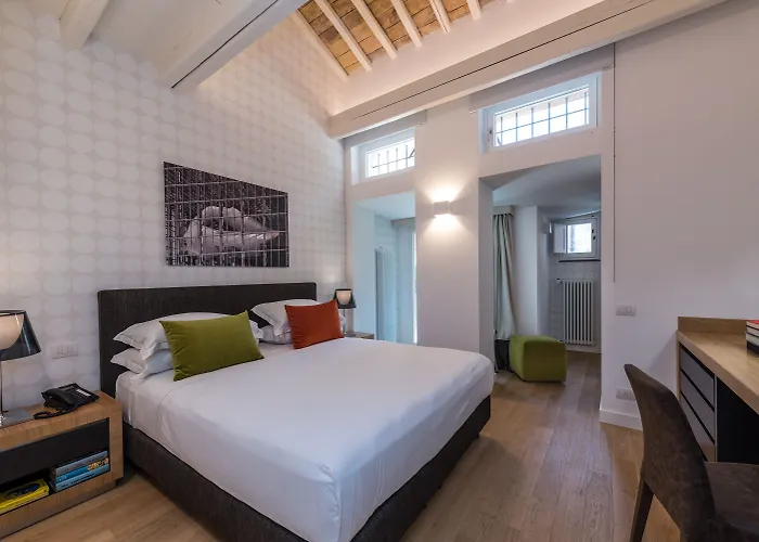 Hotel Laurina 33 Rome