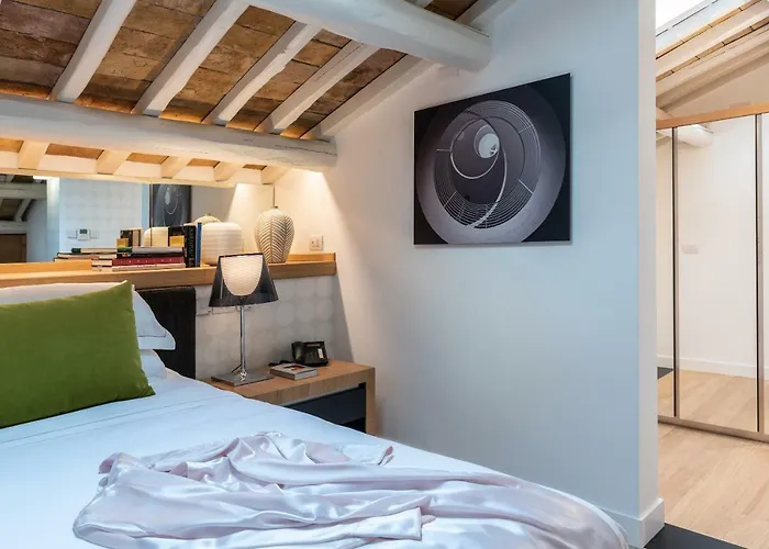 Laurina 33 Hotel 4*