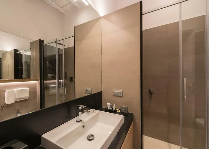 Laurina 33 Hotel 4*