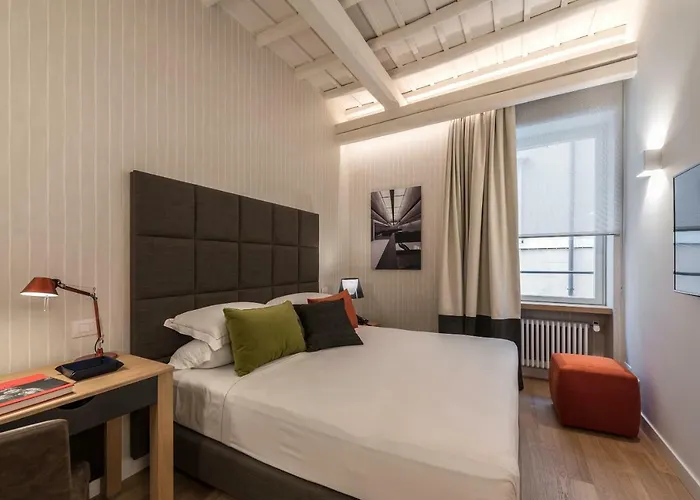 Hotel Laurina 33 4*